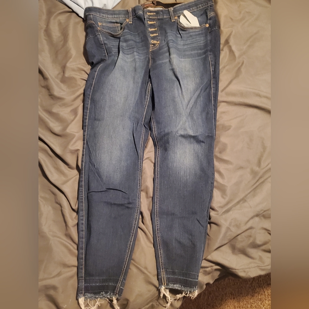 Bombshell jeans
